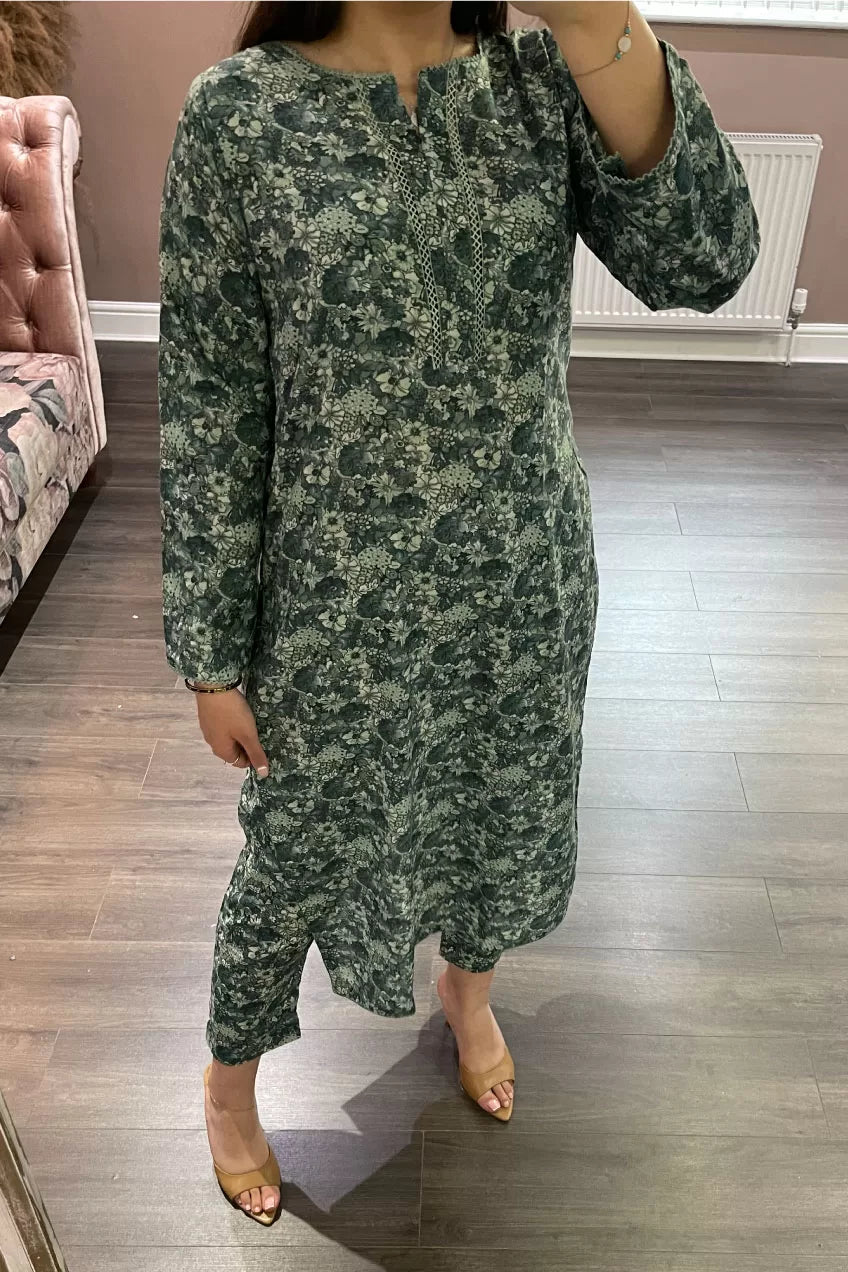 Qaus-e-Qaza 2 Piece Suit - Green Blend