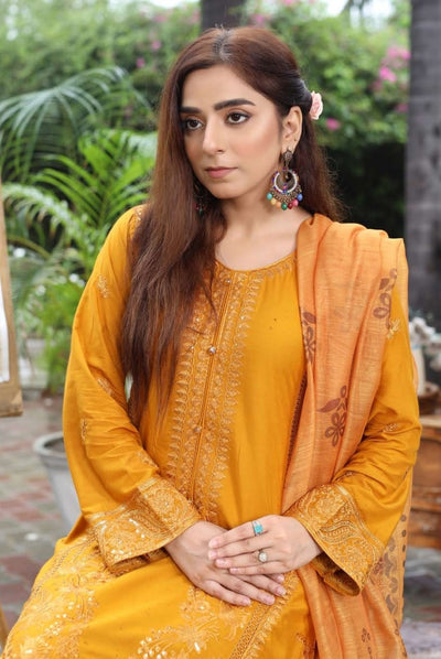 3 Piece Stitched Digital Printed Embroidered Lawn Suit From Zara ’25 Collection – REGAL