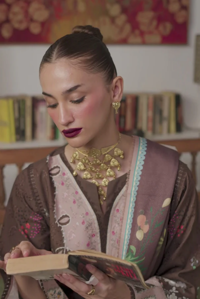 3 Piece Stitched Qalamkar Qprint'25 QW#09 (B) RABELLA