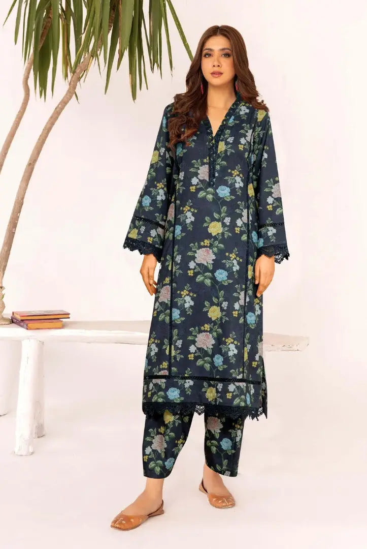 2 Piece Stitched Printed Winter Suits Collection From Inaaya By Johra - 03