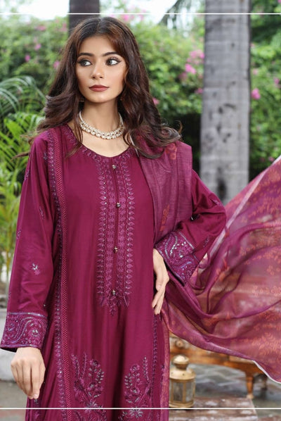 3 Piece Stitched Digital Printed Embroidered Lawn Suit From Zara ’25 Collection – ELEGANCE