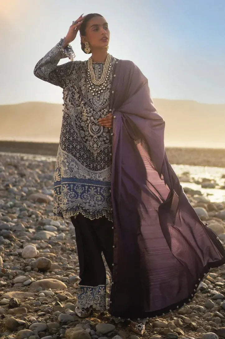 3 Piece Stitched Luxury Lawn Suit By Sana Safinaz - AN-00966