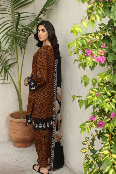 3 Piece Stitched Embroidered Linen Shawl Suits From Virsa By Charizma - 07
