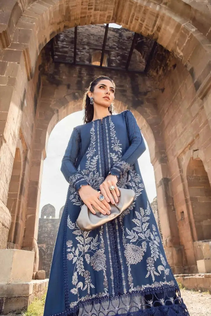 3 Piece Stitched Printed Linen Suit From Maria.B M.Prints Winter Edition'24 - 05