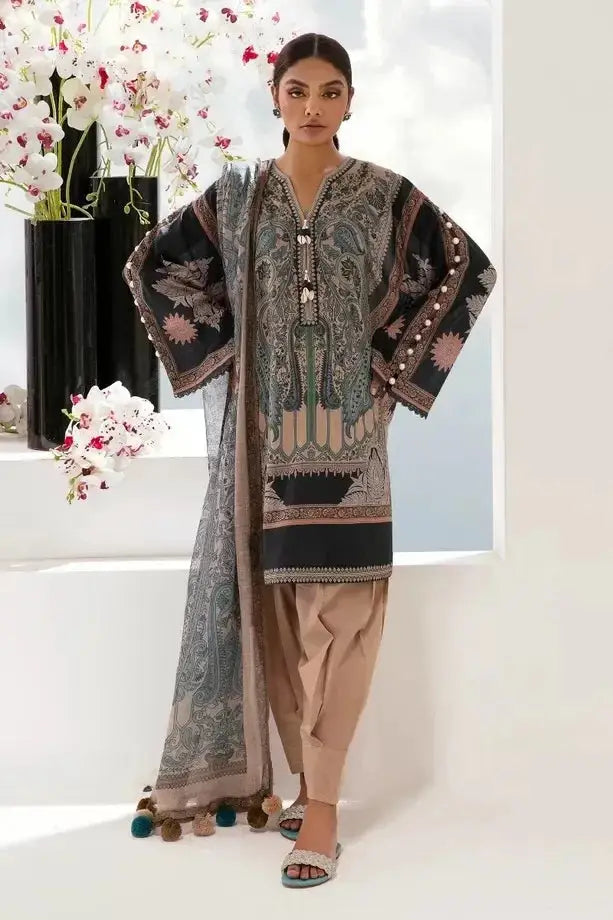 3 Piece Stitched Suit By Sana Safinaz Mahay - 13