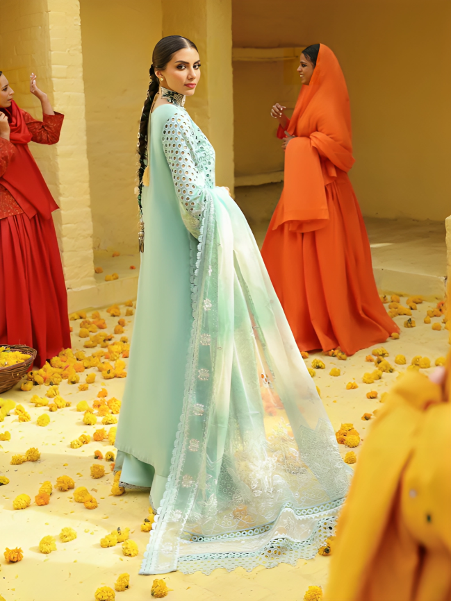 Nureh Mehmaan Nawazi 3 Piece Stitched Suit - 04