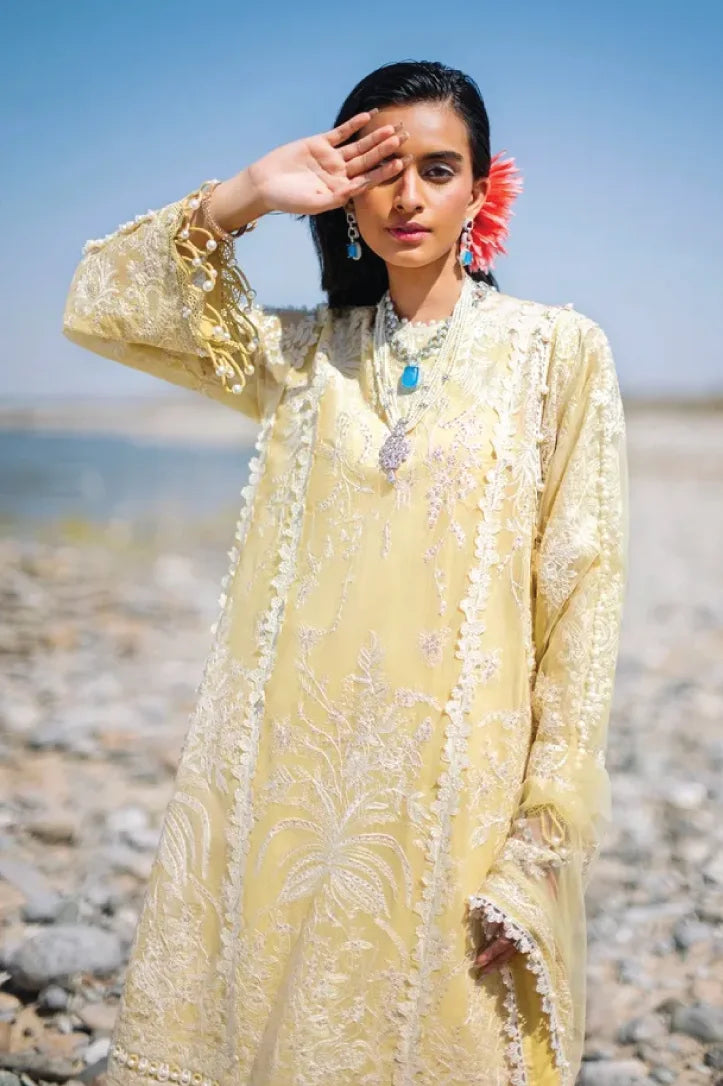 3 Piece Stitched Luxury Lawn Suit By Sana Safinaz - AN-00970