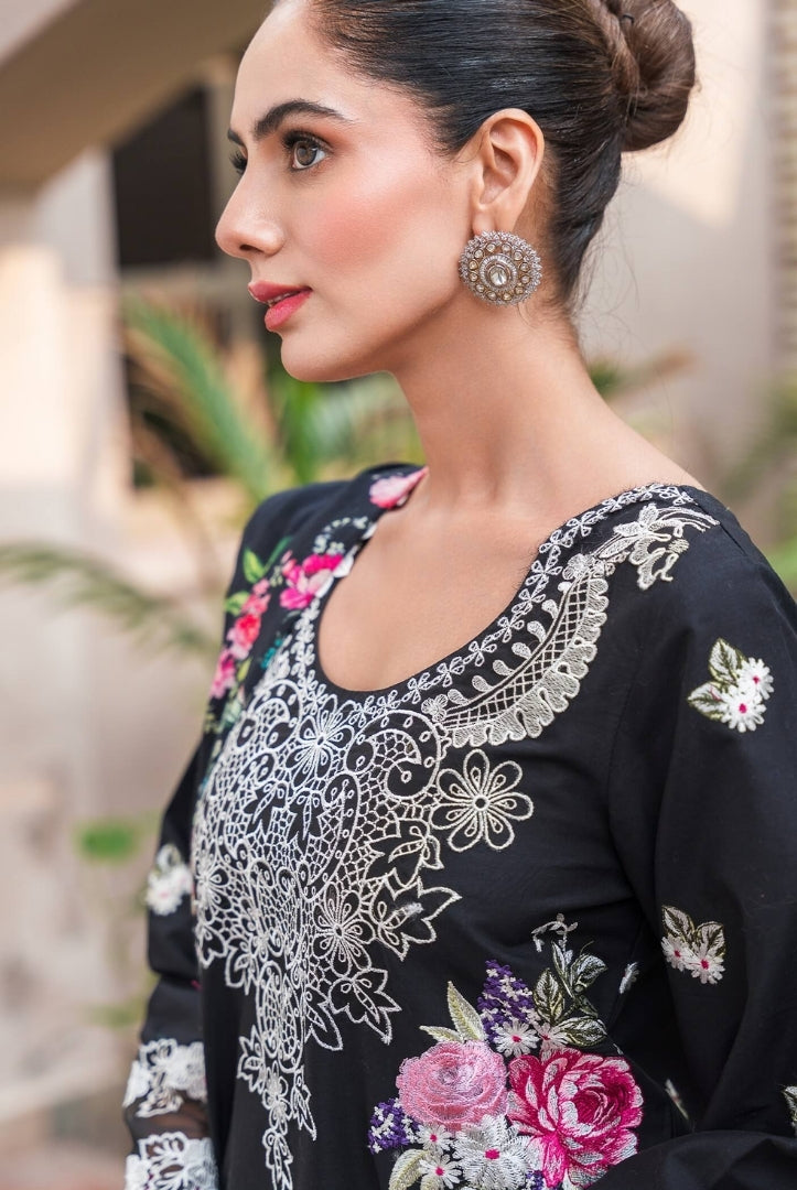 Asifa & Nabeel - Luxury Winter'24 Vol 1 | FLEUR