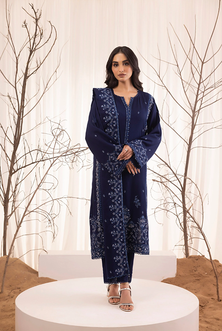 3 Piece Stitched Embroidered Cashmi Wool With Lakhany Winter Embriodered Shawl collection 06