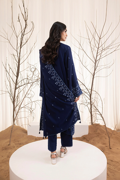 3 Piece Stitched Embroidered Cashmi Wool With Lakhany Winter Embriodered Shawl collection 06