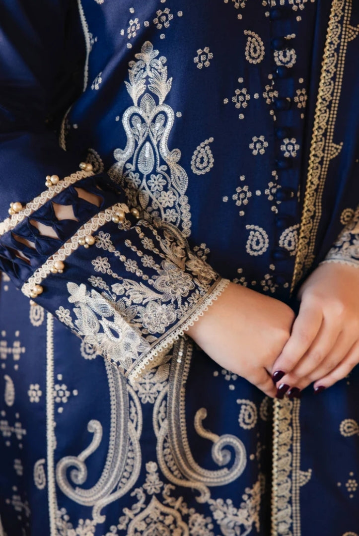 3 Piece Stitched Luxury Winter Suits Collection'24 By Manara - AARI