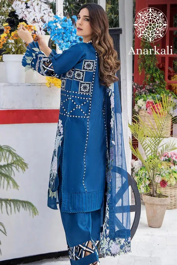 Eshaisha Festive Lawn Embroidered Collection 3Piece Stitched Suit (Blue)