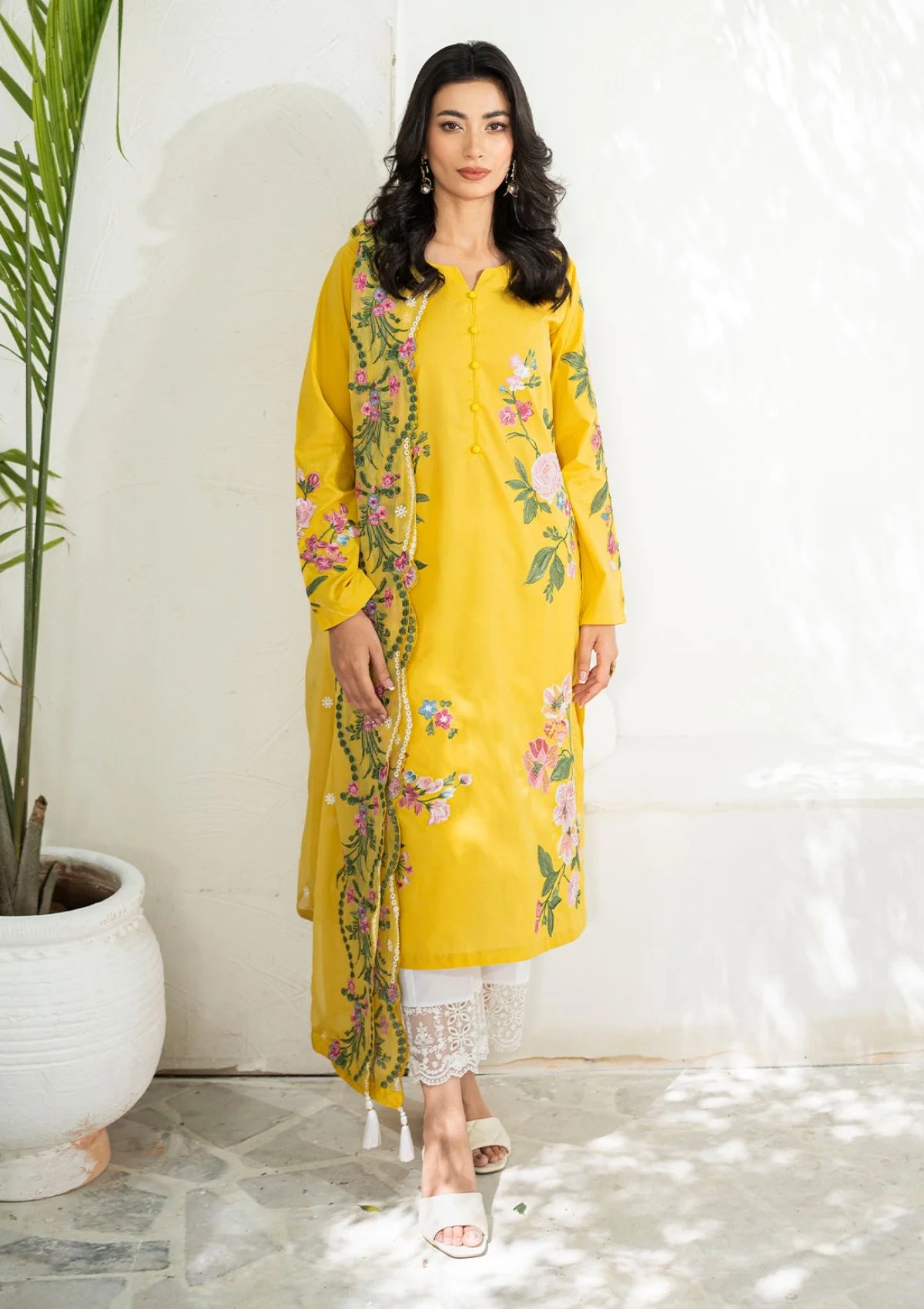 Sienna 3 Piece Stitched Lawn Suit Collection'24 By Muraad - TALIA