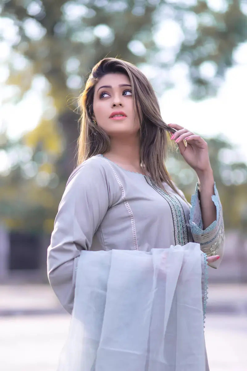 Qaus-e-Qaza 3 Piece Stitched Tu Jhoom Eid-ul-fitar Collection - VINA