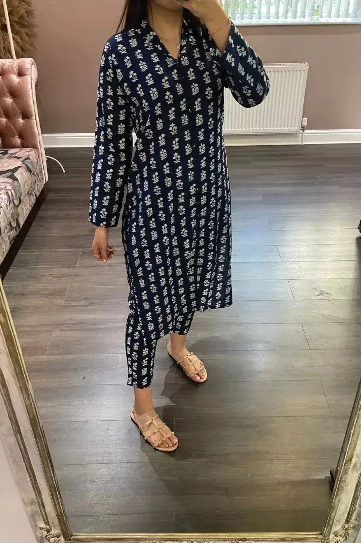 Qaus-e-Qaza Co-Ords 2 Piece Suit - Navy Blue and White